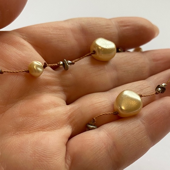 Hand-Knotted Pearl-Style Necklace - Picture 3 of 5